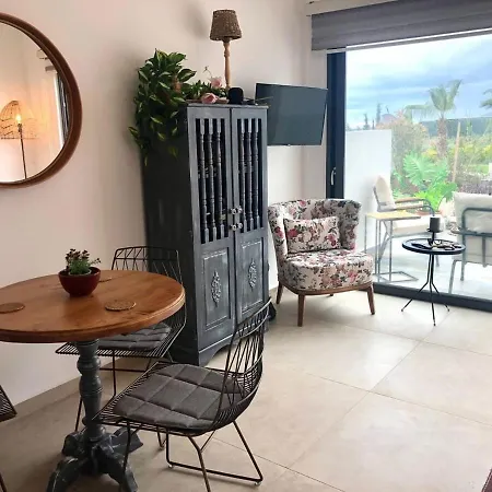 Retreat, Block B2, Unit 6 Apartment